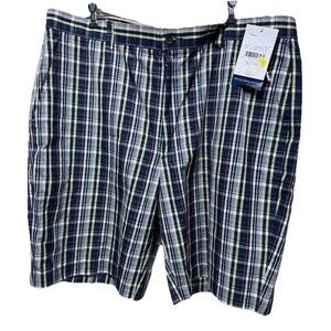 NWT Men’s Cutter & Buck Shorts Size 40